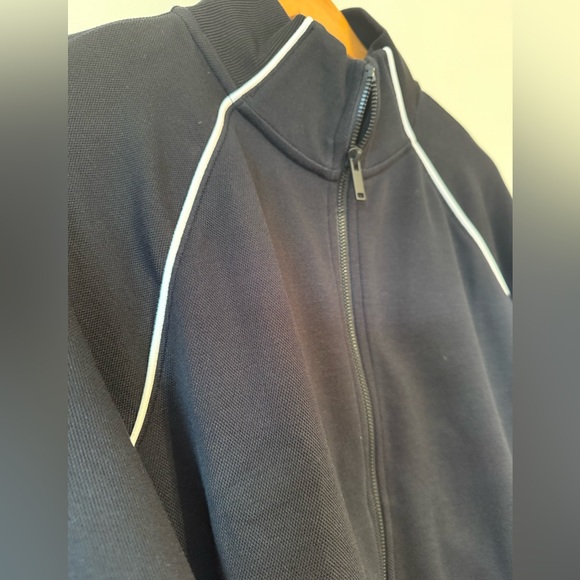 SPANX AirEssentials Black Pique Full Zip Track Jacket NWT - Picture 3 of 5